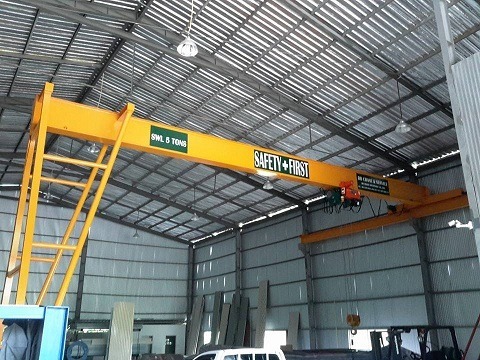 ติดตั้งเครนโรงงานอุตสหกรรม